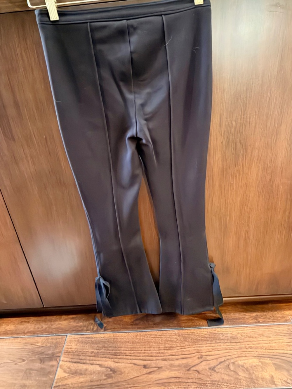 Black Bow Cinq a Sept Pants, Size 00
